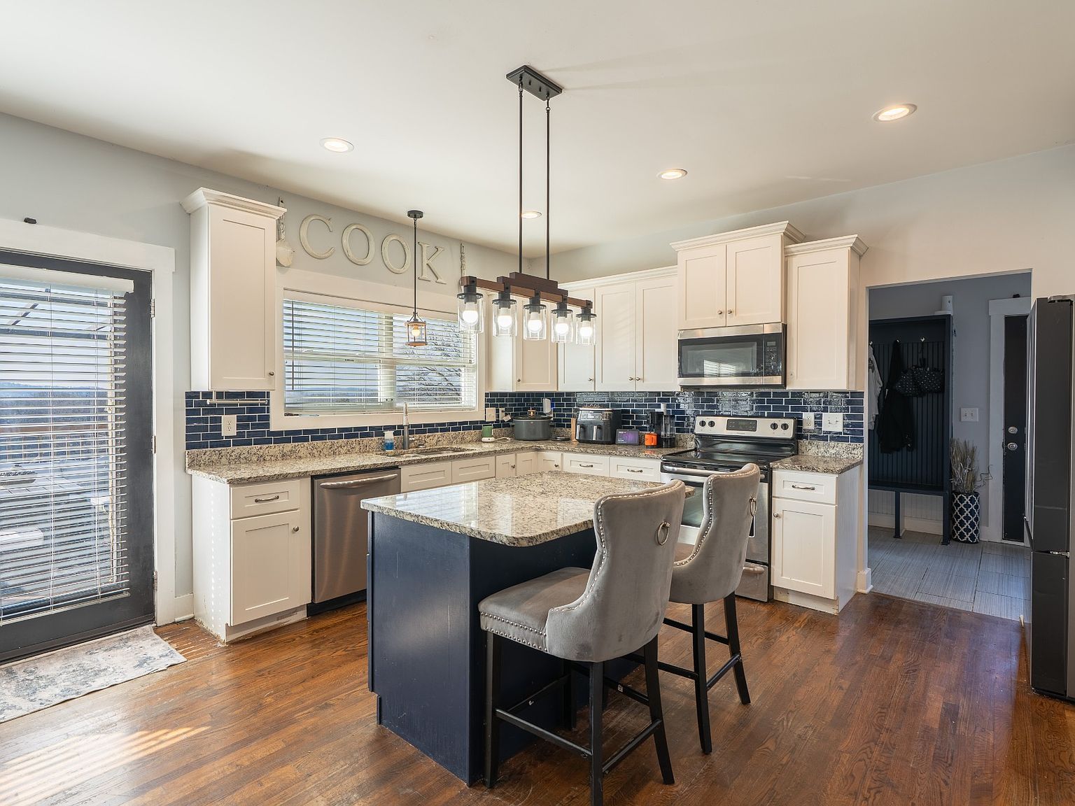 1707 Aster Dr Columbia, TN 38401  | Single Family