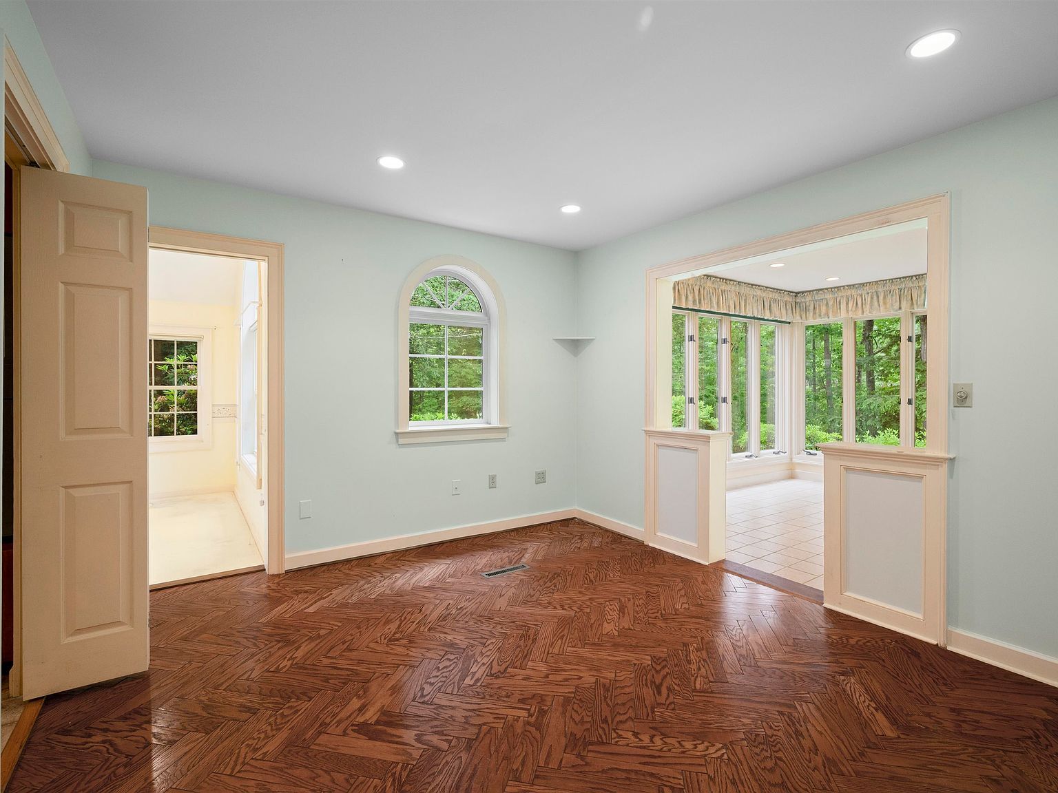 60 Peninsula Dr Stratham, NH 03885  | New build