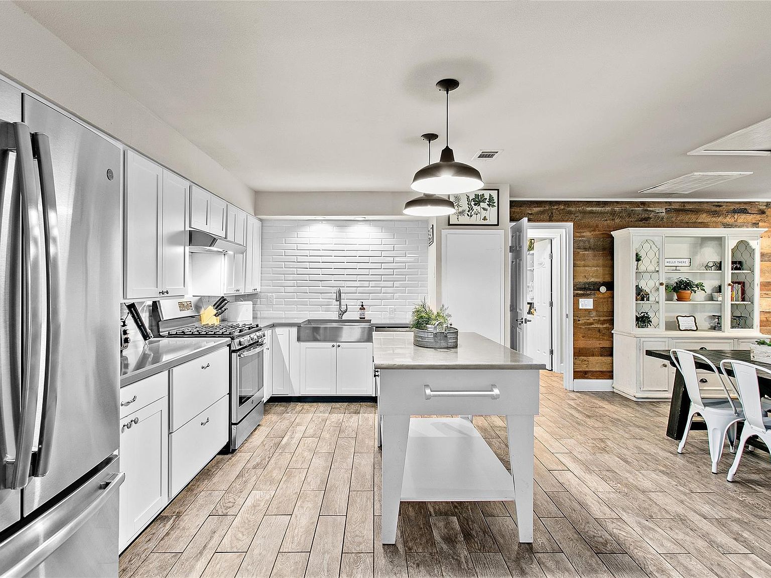 200 Creek Rd Dripping Springs, TX 78620 | Single Family