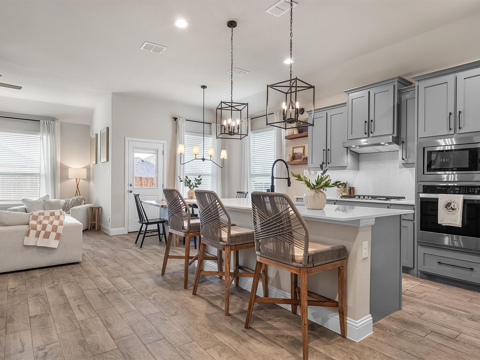 2013 Windsor Dr Argyle, TX 76226 | Single Family