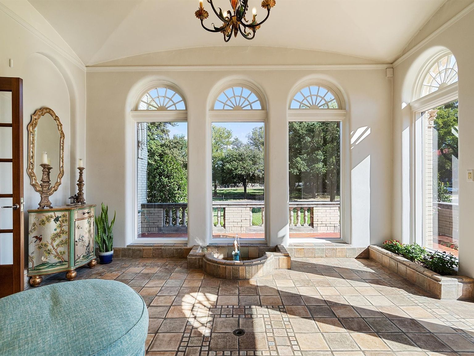 1001 Elizabeth Blvd Fort Worth, TX 76110  | Single Family