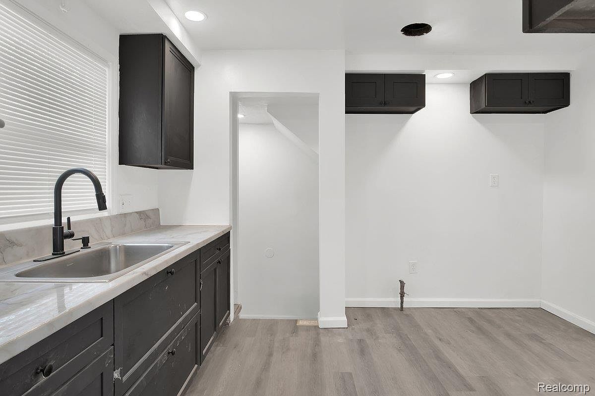 20116 Greydale Ave Detroit, MI 48219  | Single Family