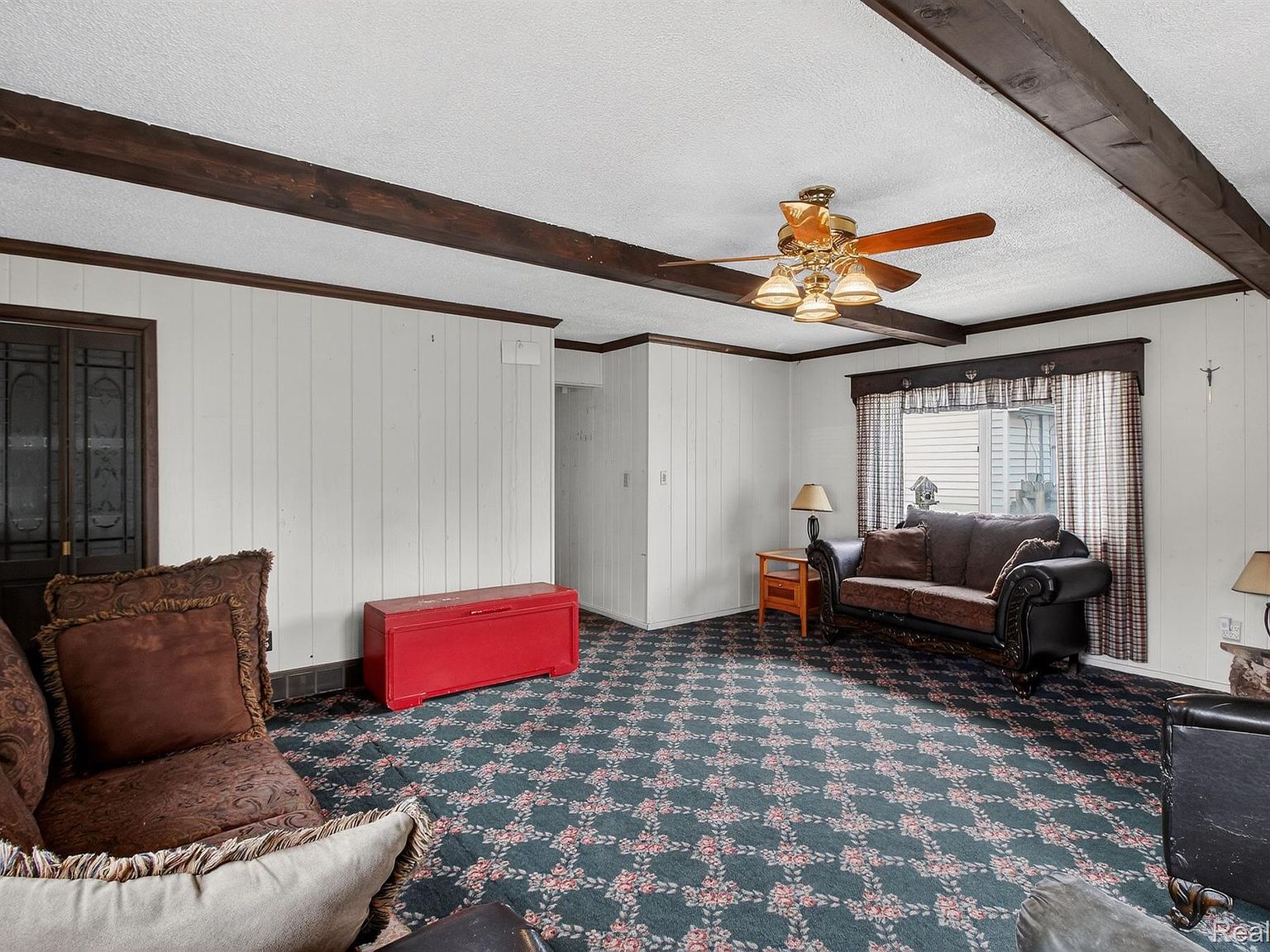 29901 Kelly Rd Roseville, MI 48066  | Single Family