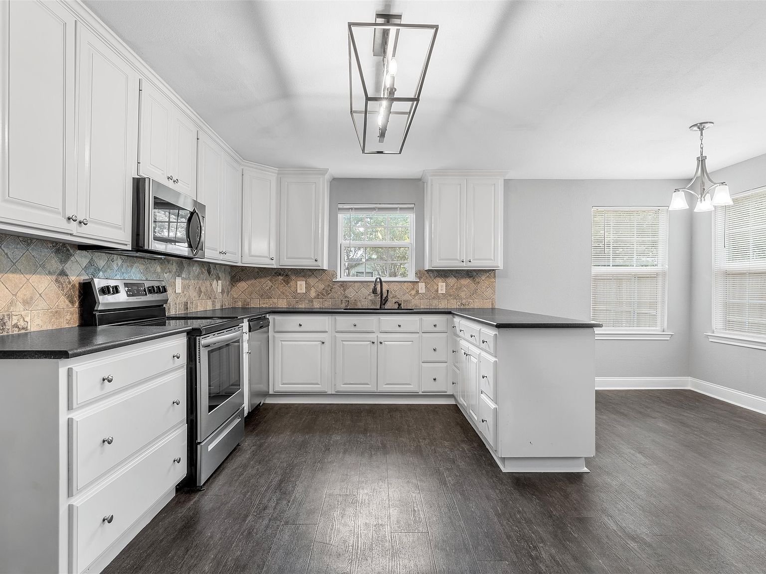 4016 Austin Ave Waco, TX 76710 | Single Family