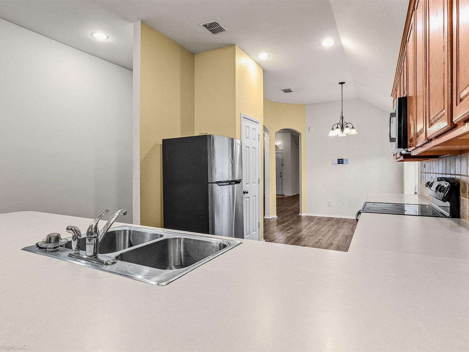 4019 Heavenly Way Heartland, TX 75126  | Single Family