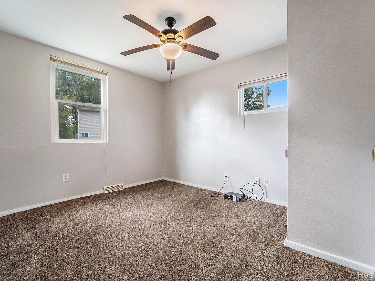 31820 Bay Ct Westland, MI 48186  | Single Family