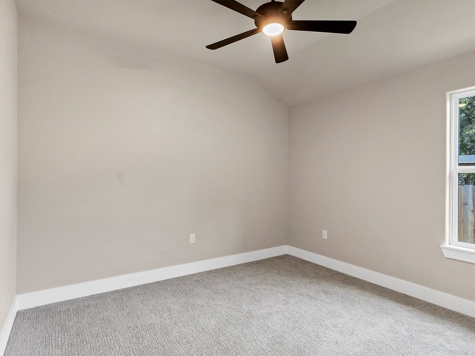 811 Branding Iron Trl Granbury, TX 76049  | Single Family