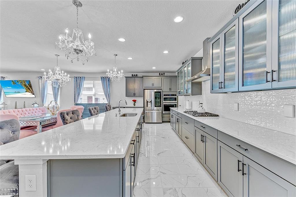 5632 Long Shore Loop Sarasota, FL 34238 | Single Family