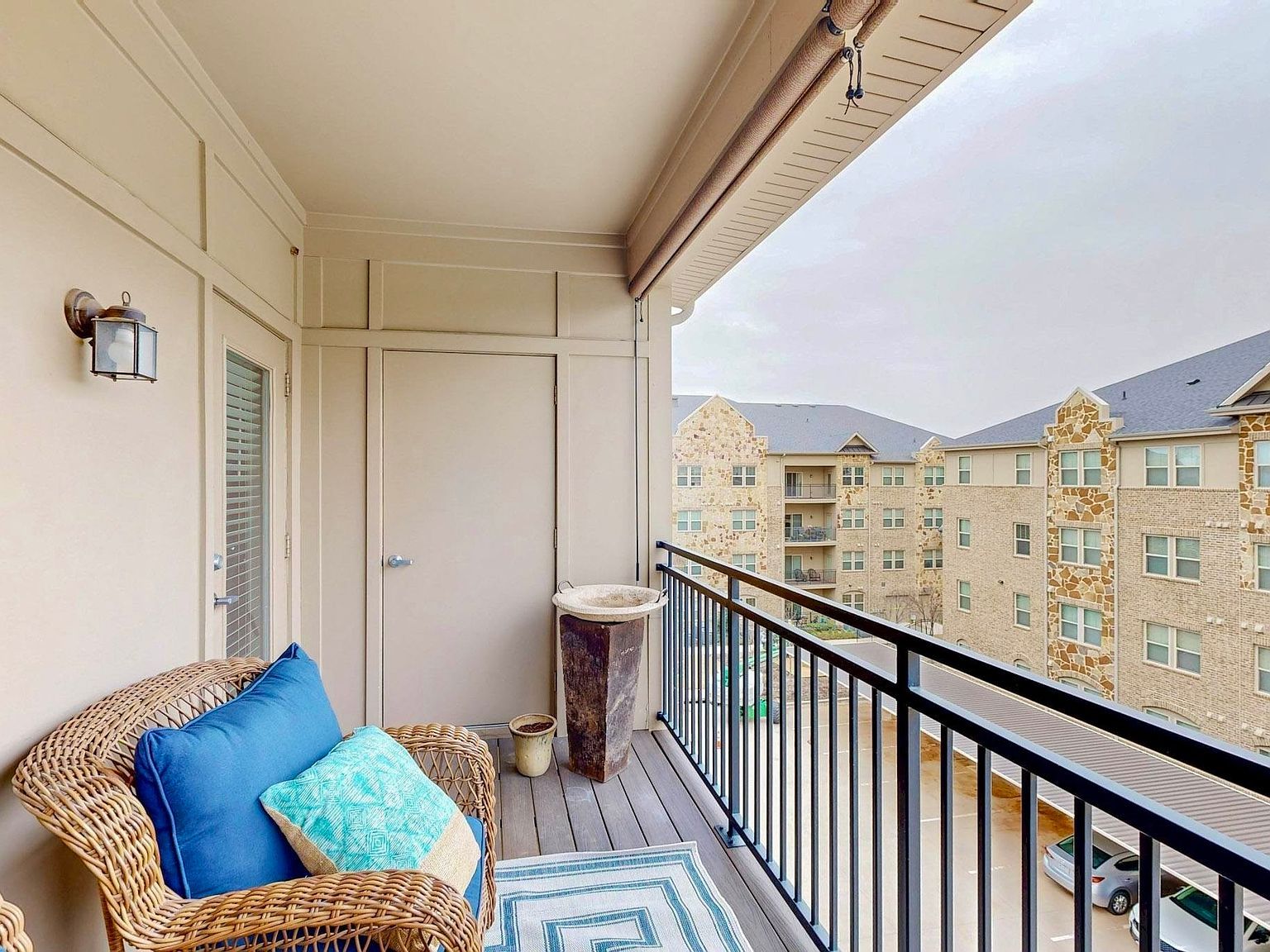 1735 Wittington Pl #3403 Farmers Branch, TX 75234  | Condominium