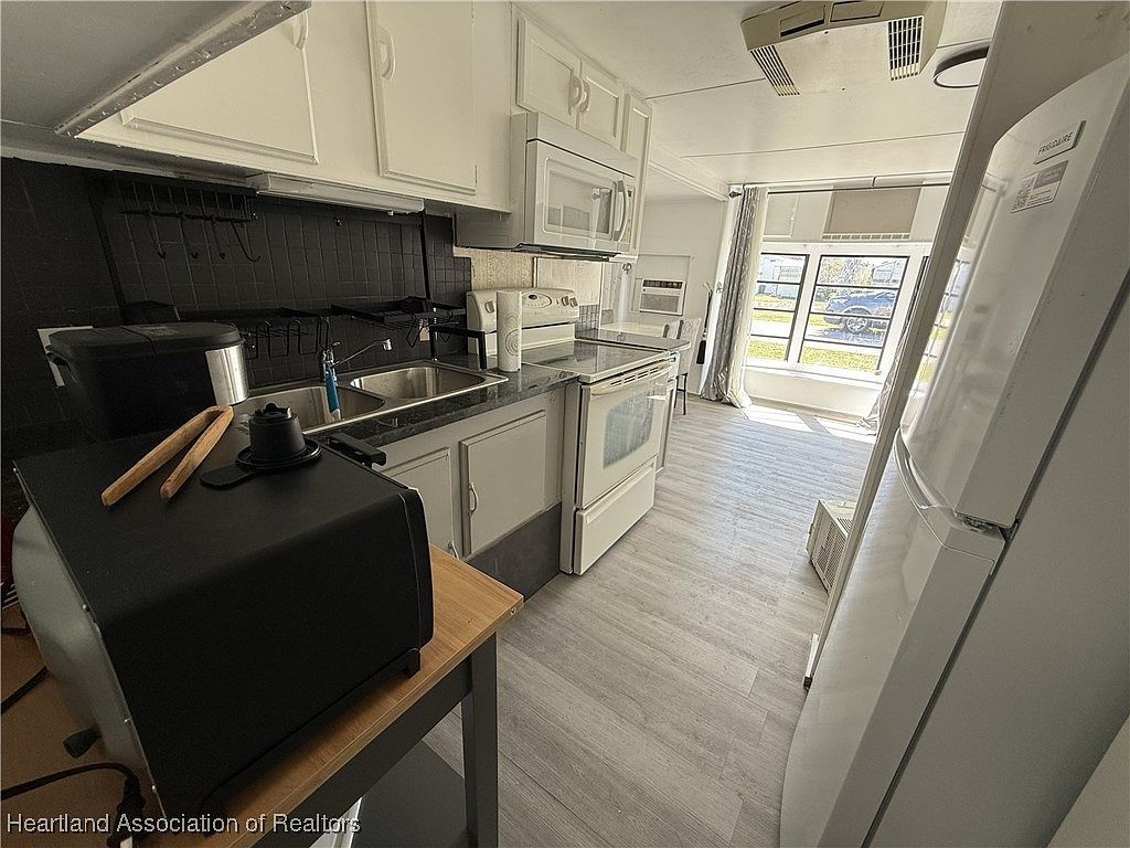 3382 Tami Way Avon Park, FL 33825  | New build