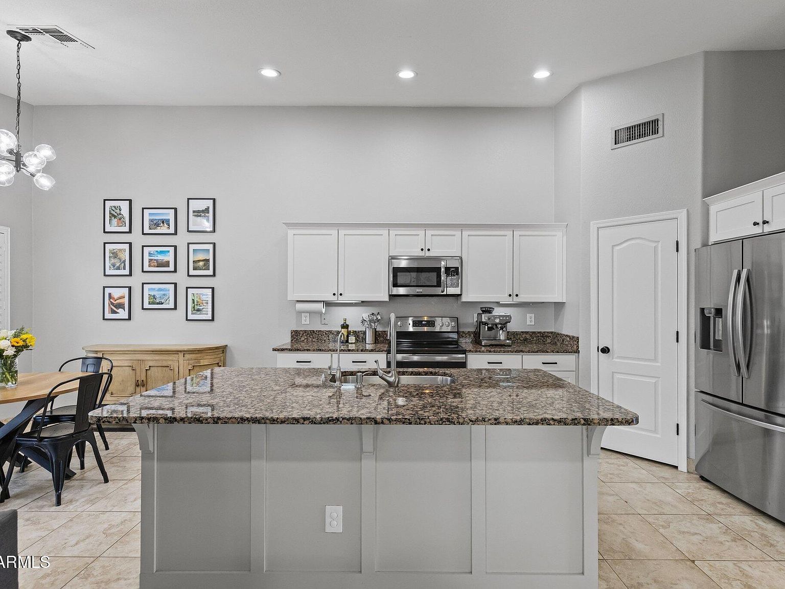 14202 S 44th St Phoenix, AZ 85044  | Single Family