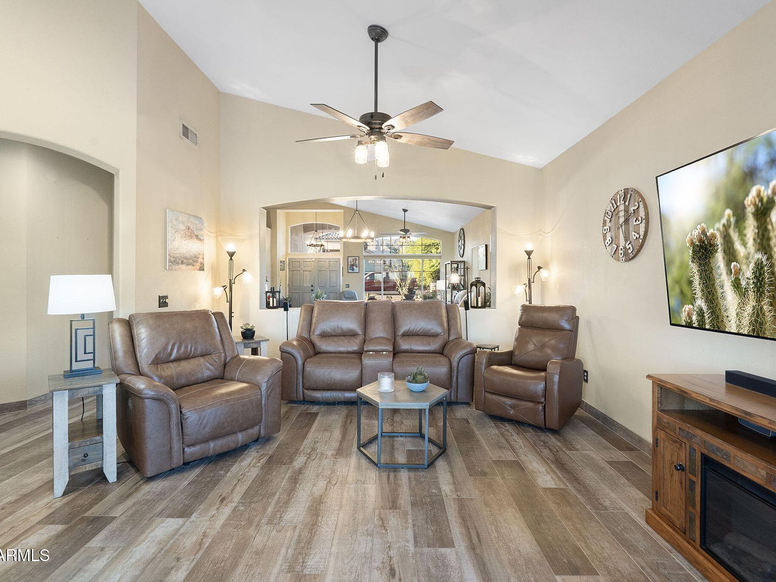 1437 E Glenhaven Dr Phoenix, AZ 85048  | Single Family