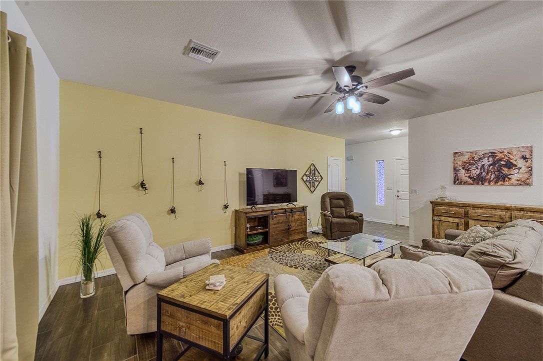 2740 Wilderness Ln Bullhead, AZ 86442  | Single Family