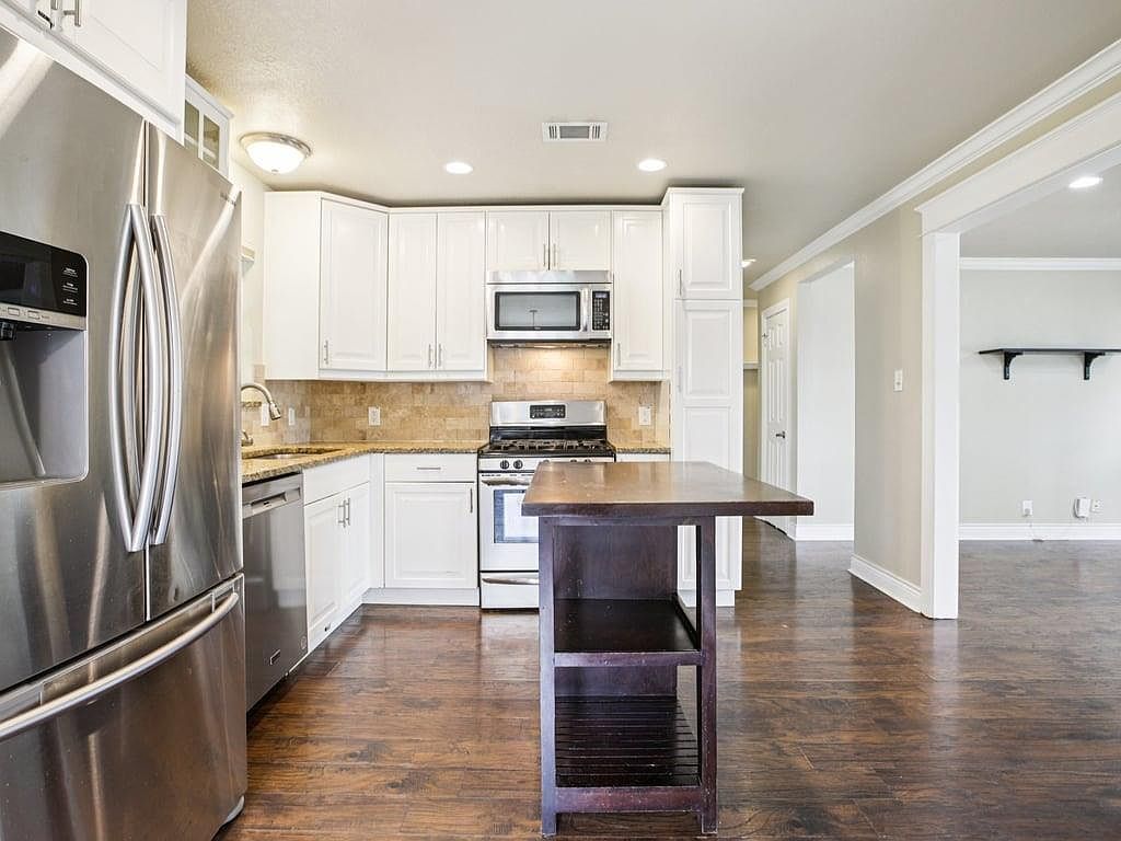 3811 Byron Dr Austin, TX 78704  | Single Family