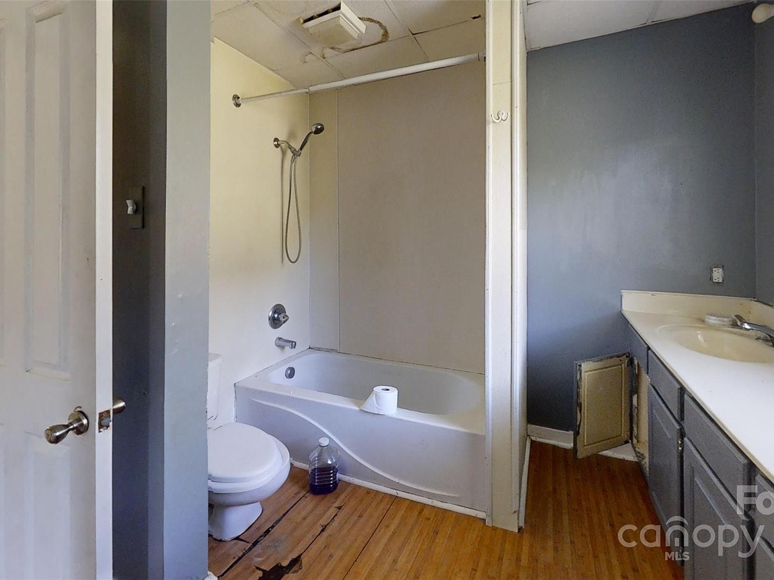 2645 Kool Park Rd NE Hickory, NC 28601  | Single Family