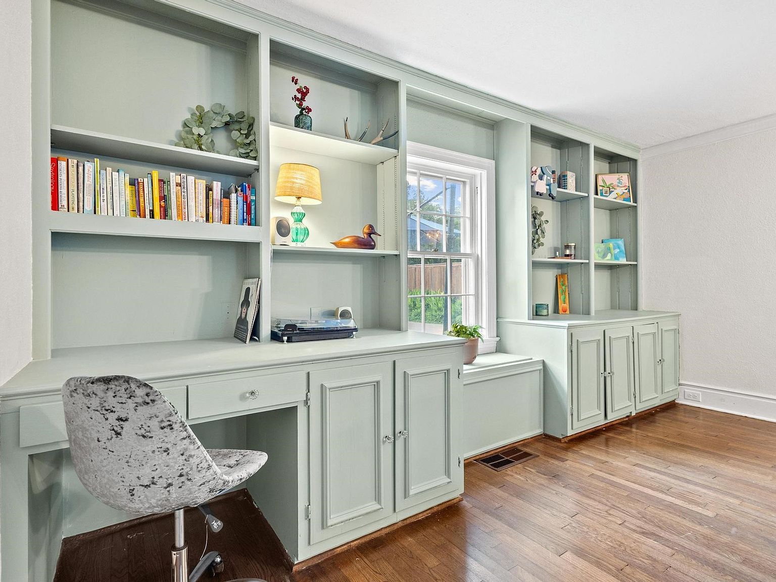 425 W Belden St Sherman, TX 75092  | Single Family