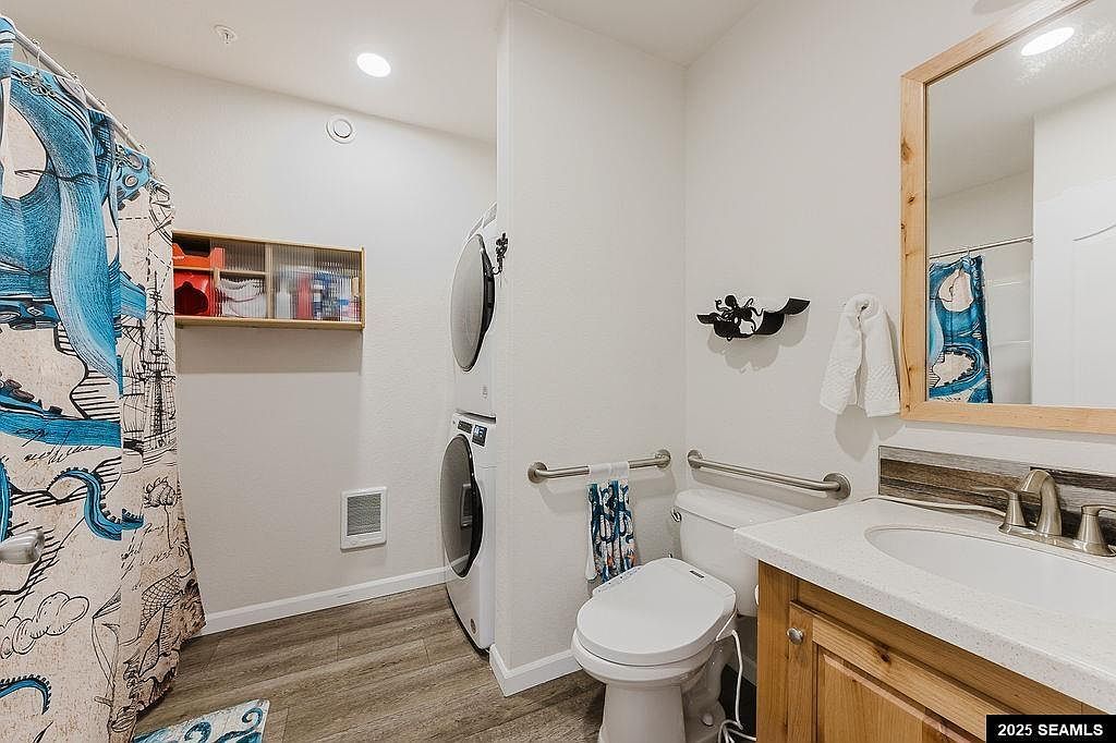 9090 Cinema Dr #D102 Juneau, AK 99801 | Condominium