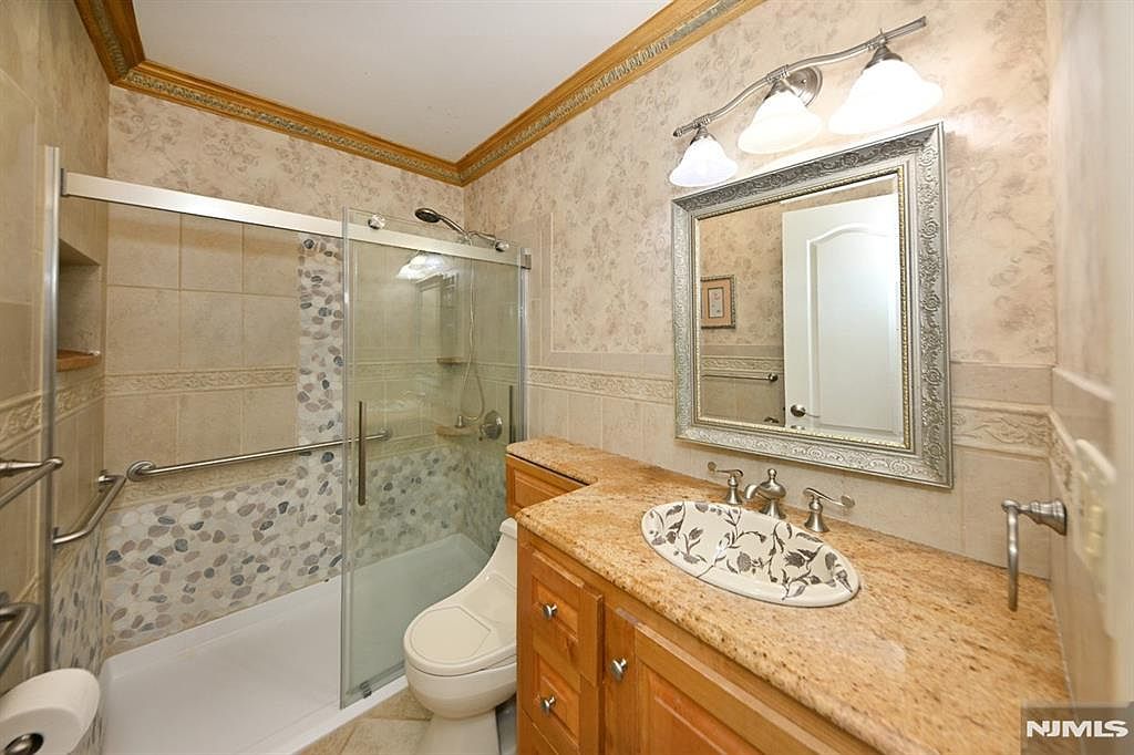 2604 Cleveland Ave Washington Township, NJ 07676  | Single Family