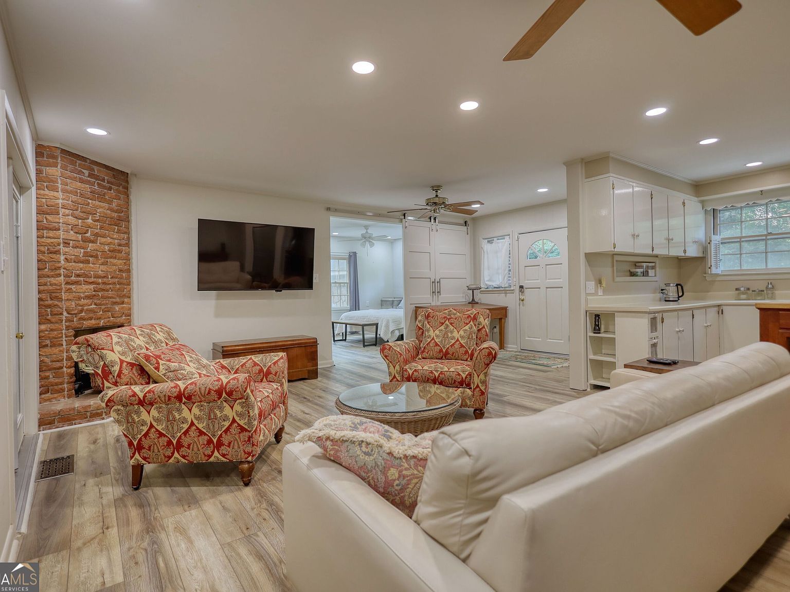 990 Oakland Ave SE Conyers, GA 30012  | Single Family