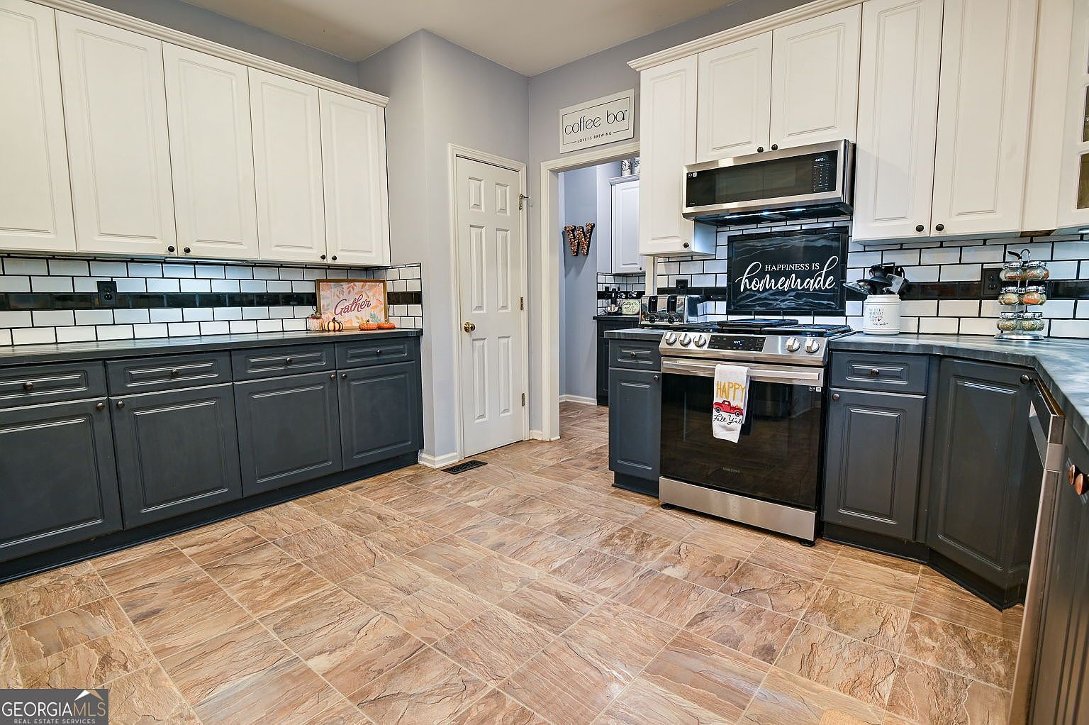 140 Manor Dr Fayetteville, GA 30215  | Single Family