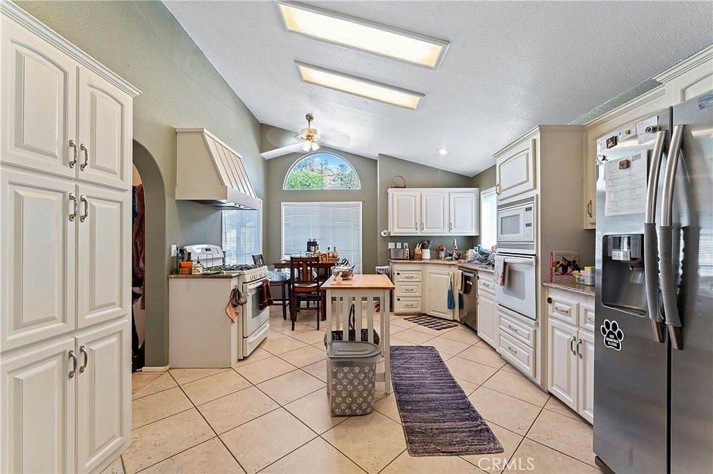 20176 Canyon View Dr Canyon Country, CA 91351  | New build