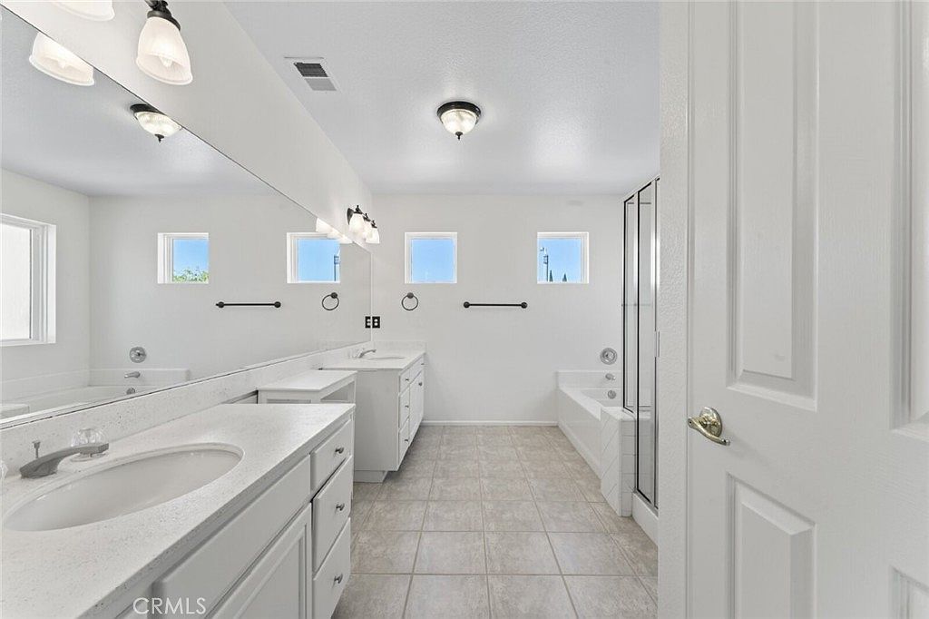 2814 Caruso Ln Lancaster, CA 93536  | Single Family