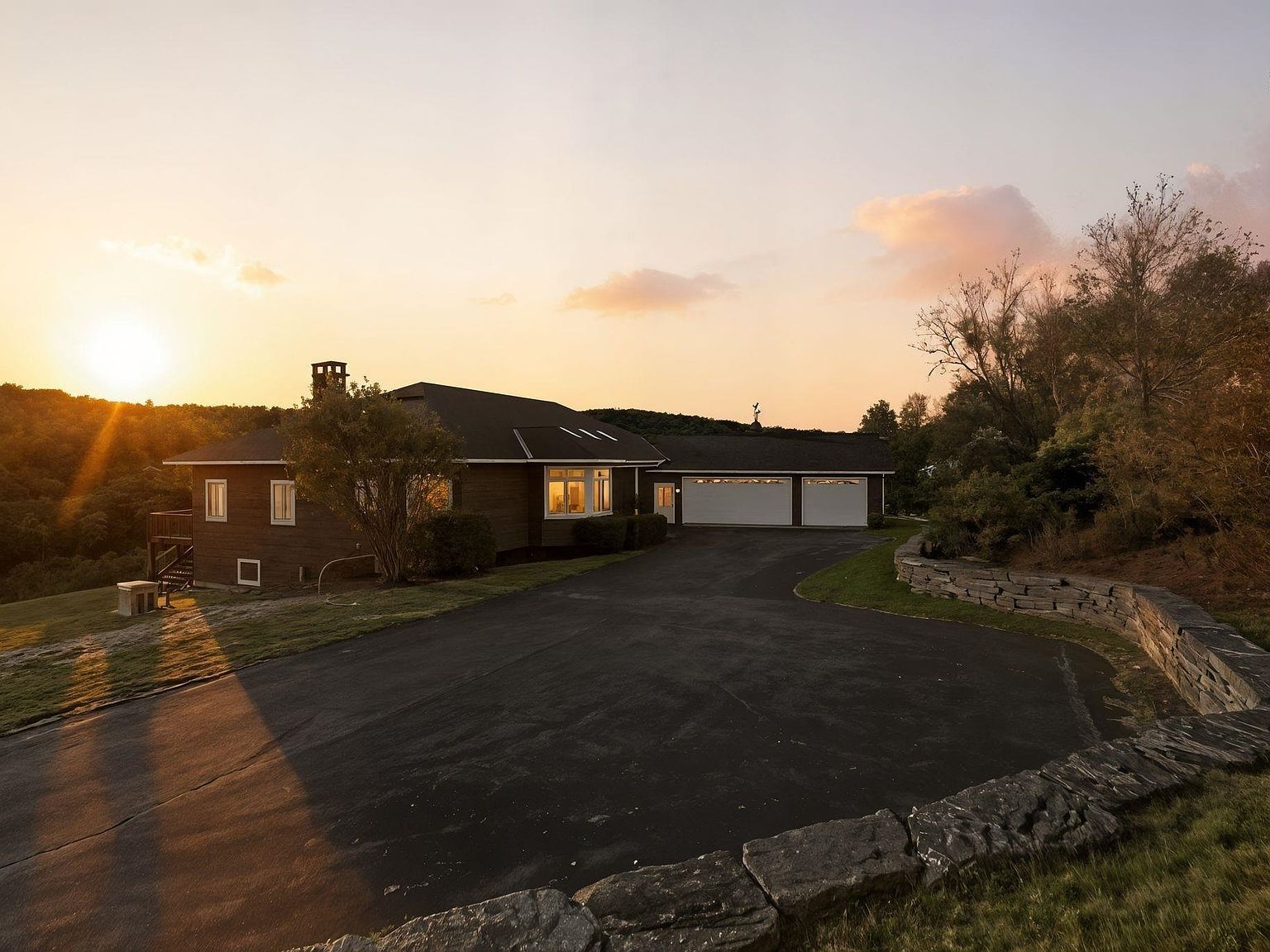 31 Eagle Rdg Lebanon, NH 03766  | Single Family