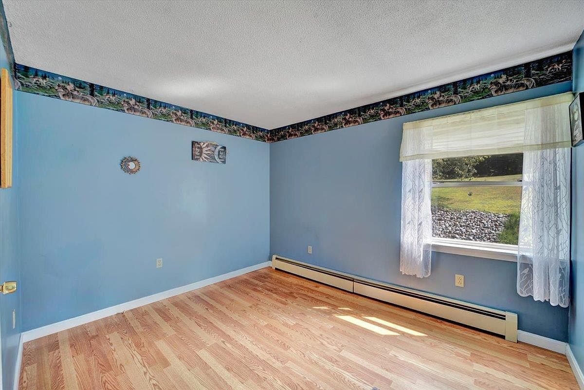 13 Ayers Dr Jericho, VT 05465 | Single Family