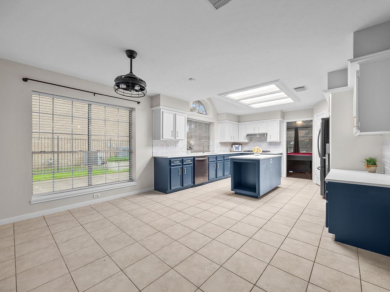 2412 Londonderry Dr Pearland, TX 77581  | Single Family