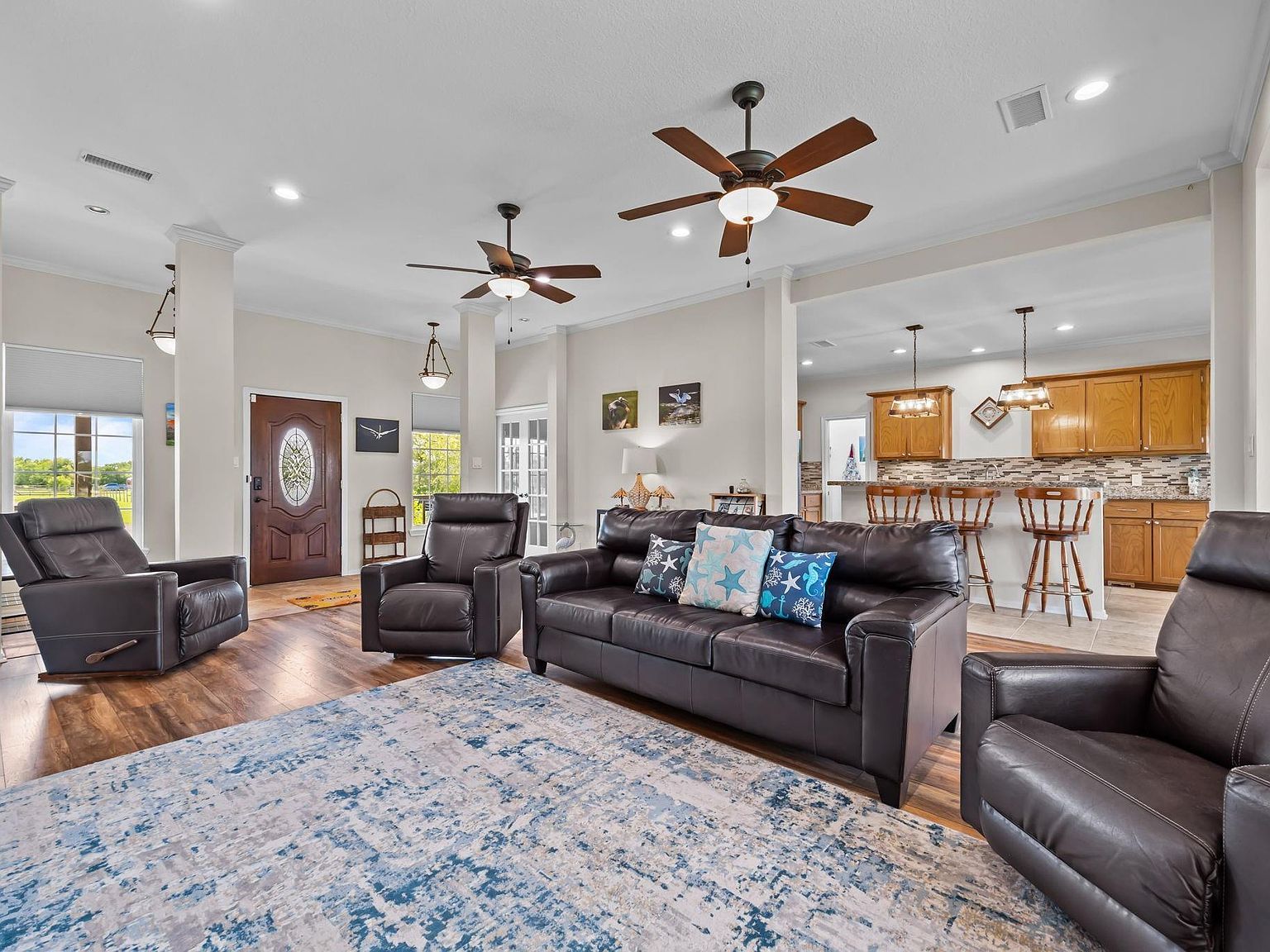 7902 S Redfish Dr Hitchcock, TX 77563  | Single Family