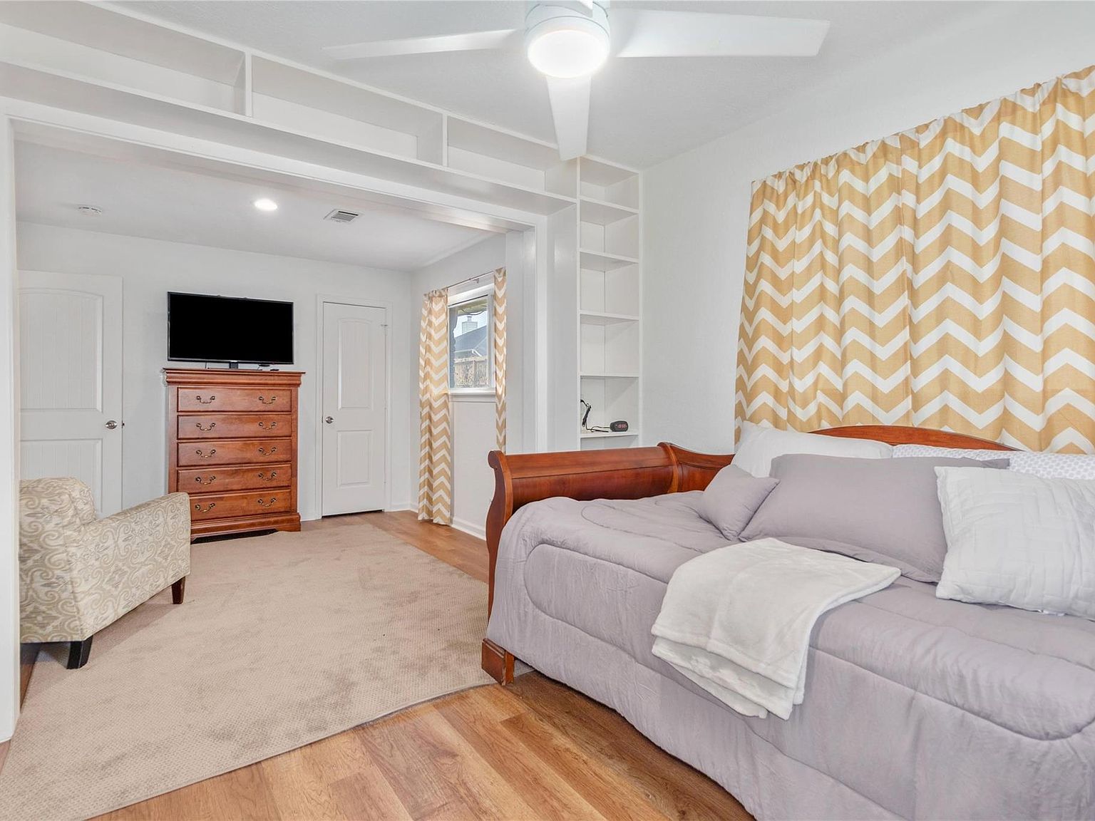 206 Texas Ave League City, TX 77573 | Single Family