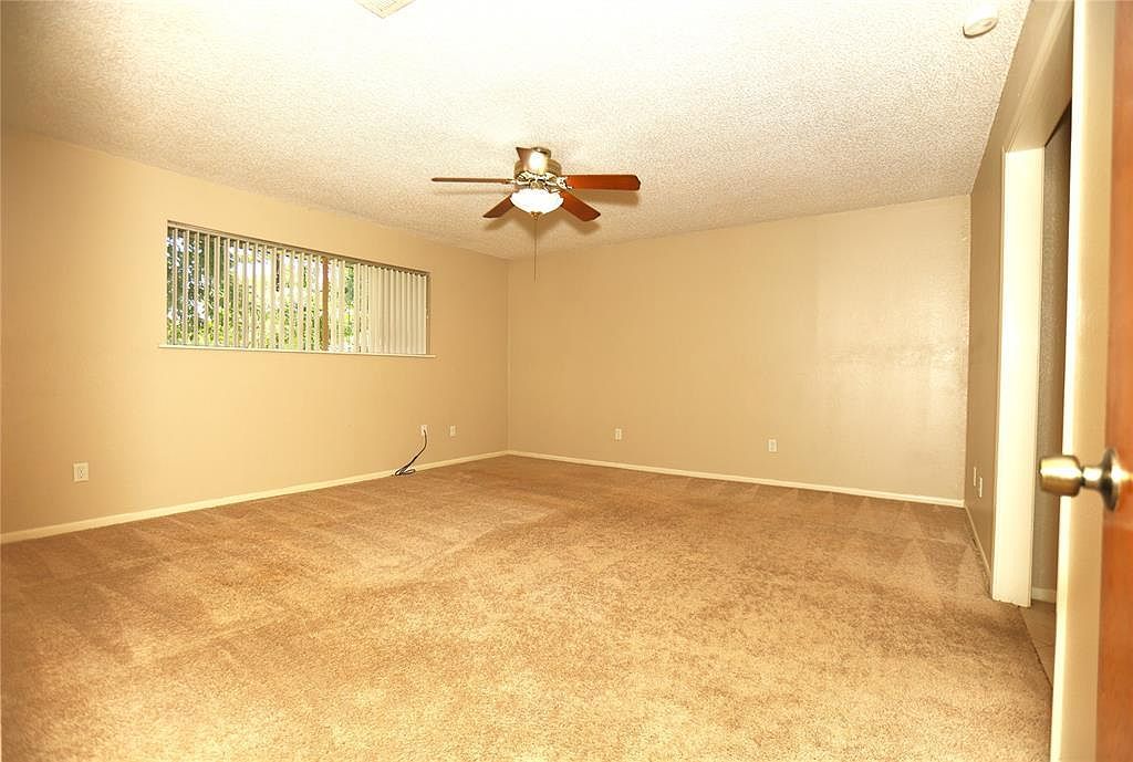 232 Wayne Dr Clute, TX 77531  | Single Family