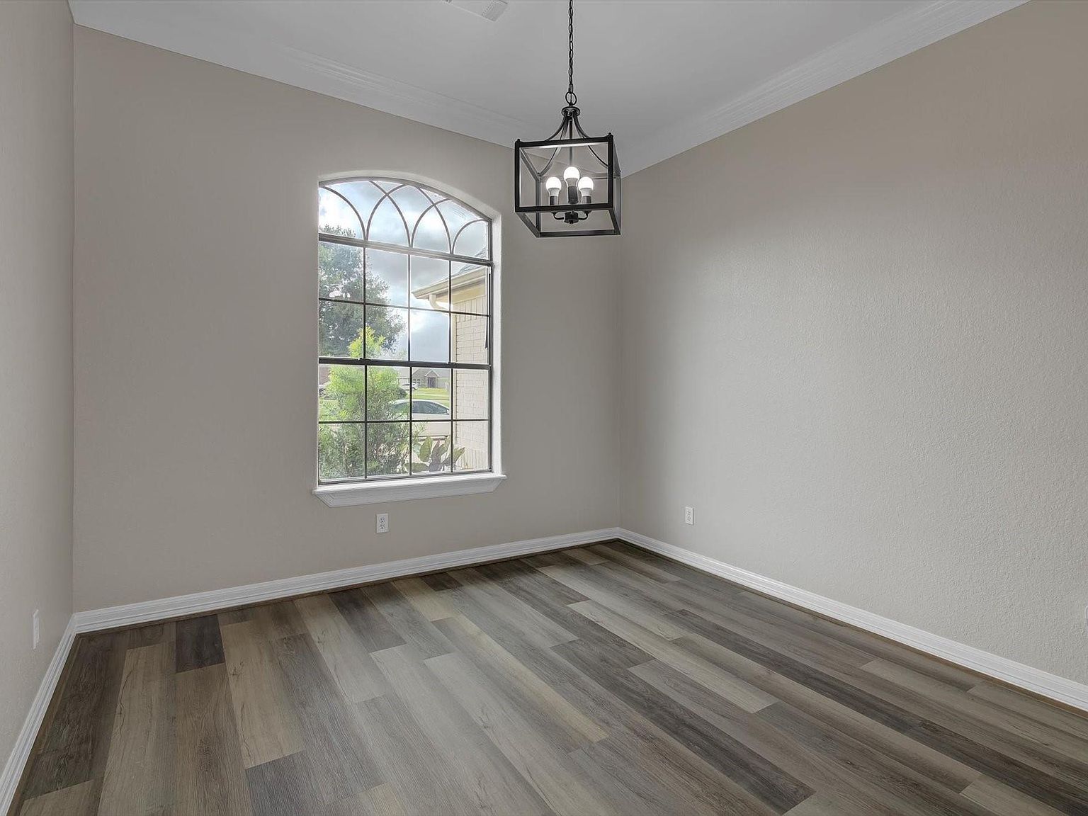 112 Washington Ave Clute, TX 77531  | Single Family