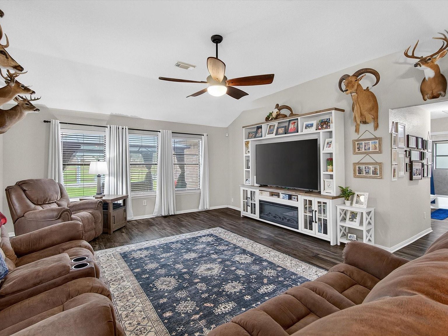 608 Lone Star Trl Angleton, TX 77515  | Single Family