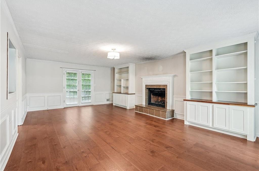 2895 Shurburne Dr Alpharetta, GA 30022  | Single Family