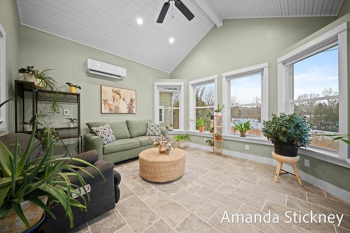 4343 S Montcalm Ave Lowell, MI 49331  | Single Family