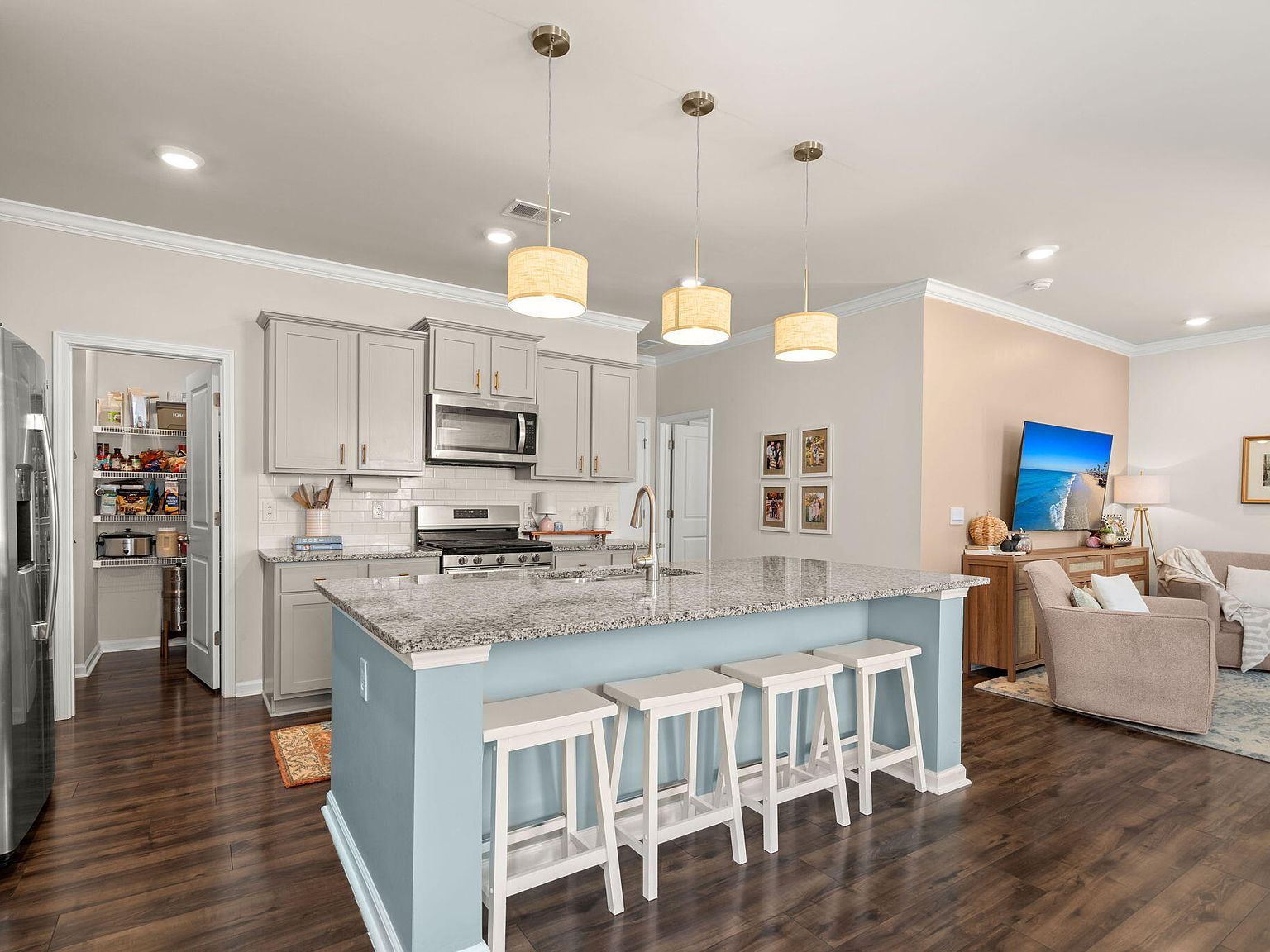 162 Cherry Grove Dr Summerville, SC 29483  | Single Family