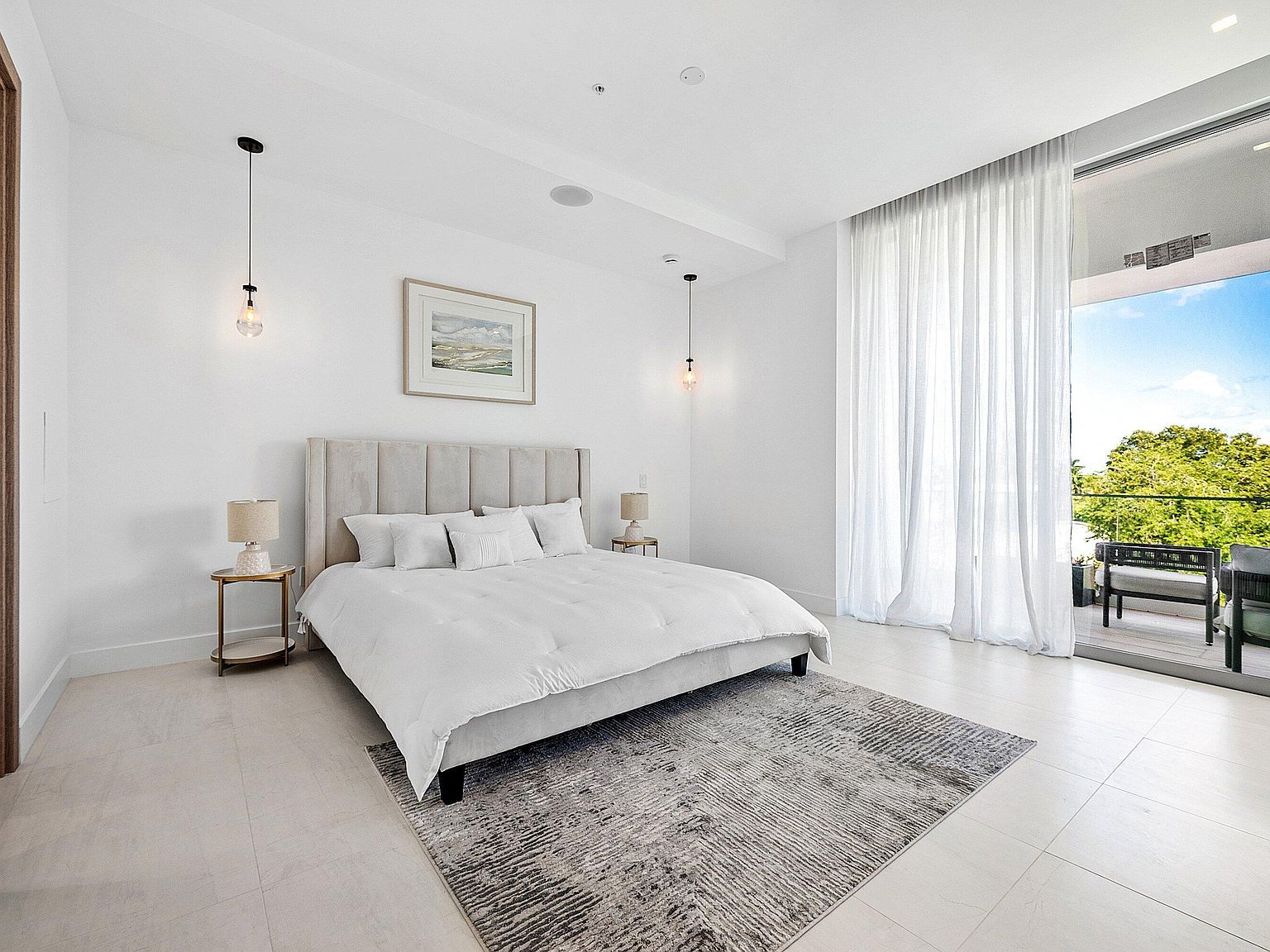 246 NE 6th Ave #3B Delray Beach, FL 33483  | Condominium