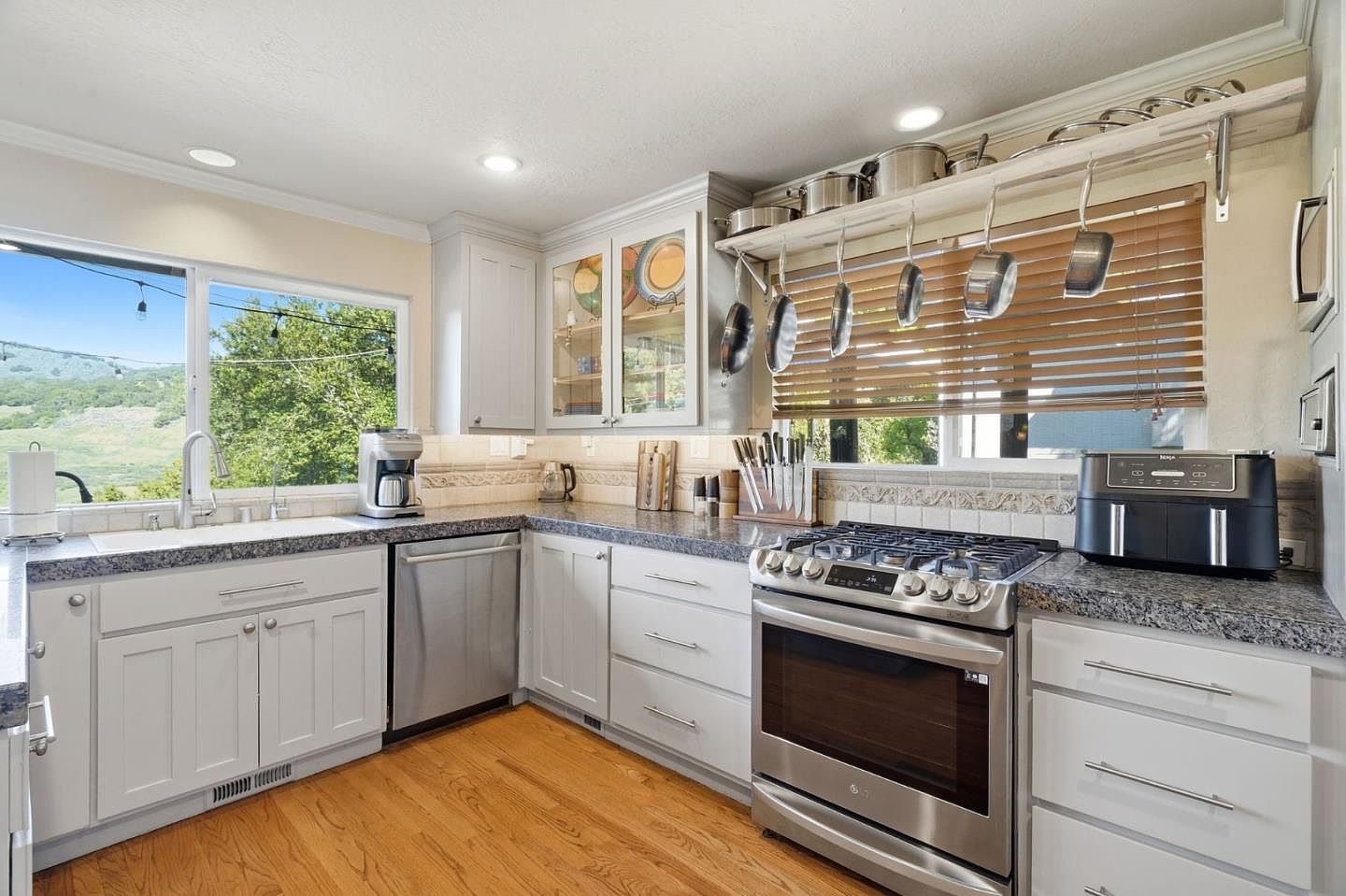 17200 Holiday Dr Morgan Hill, CA 95037  | Single Family