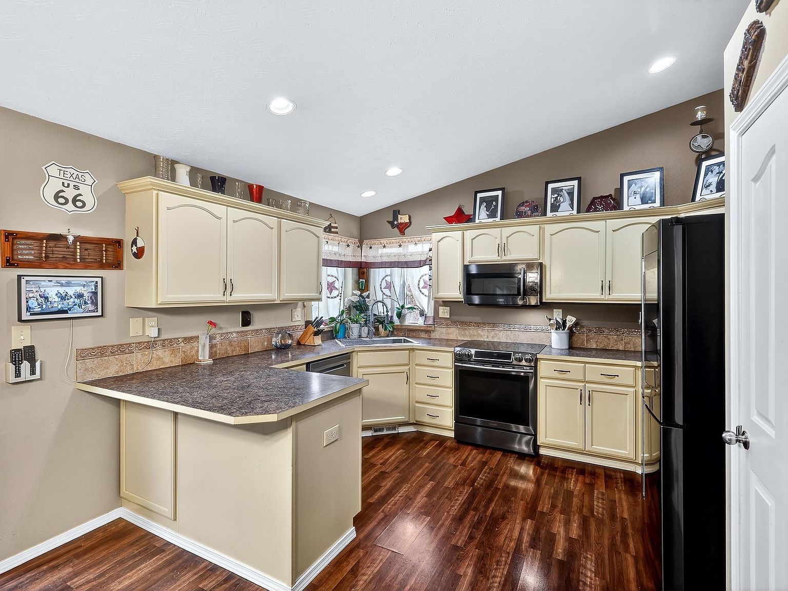 17904 E 11th Ct Greenacres, WA 99016  | Single Family