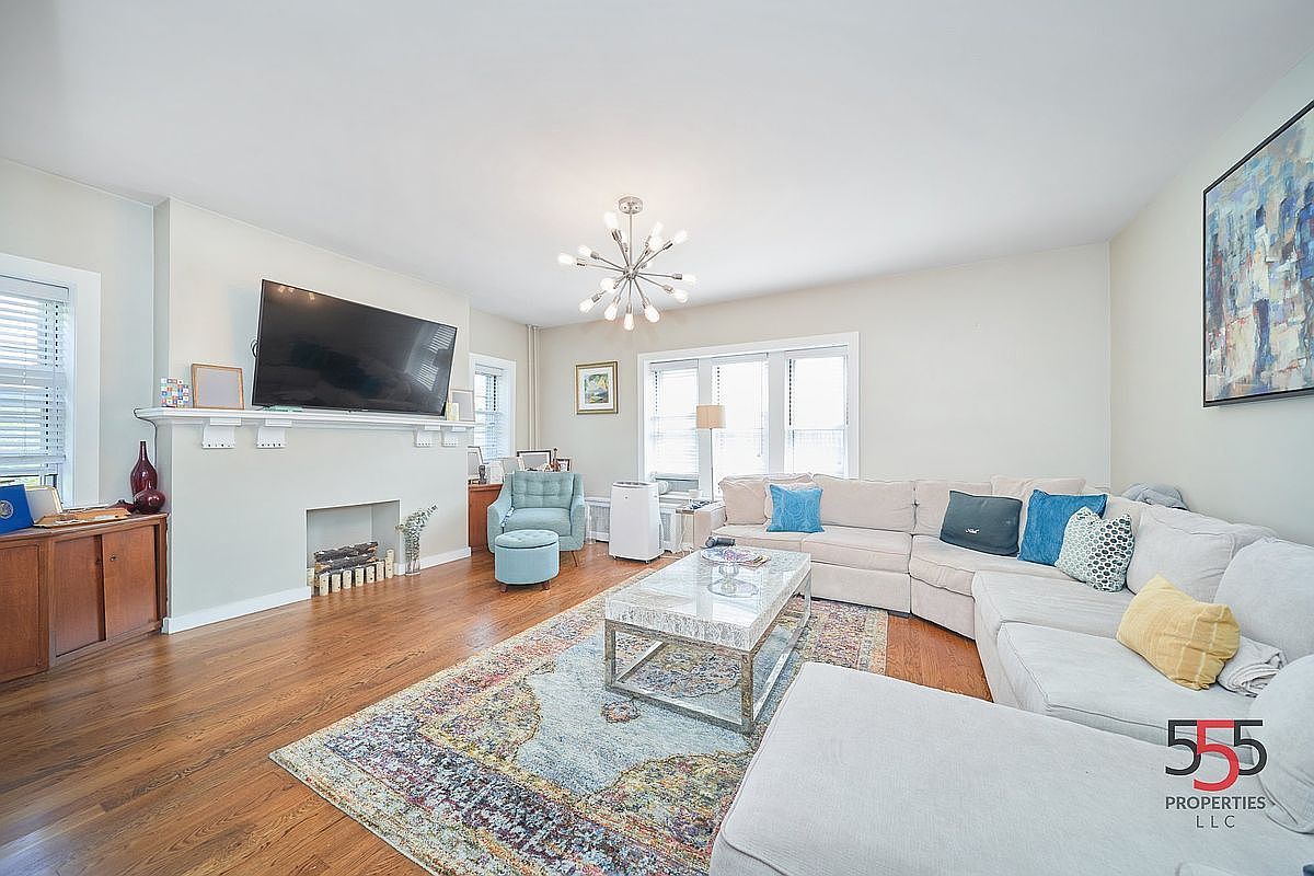 246 Brooklyn Ave Brooklyn, NY 11213  | Single Family