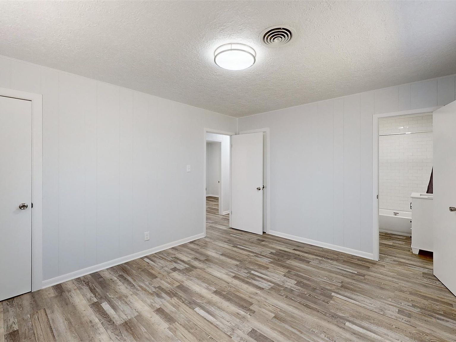 415 W Decherd St Franklin, TX 77856 | Single Family