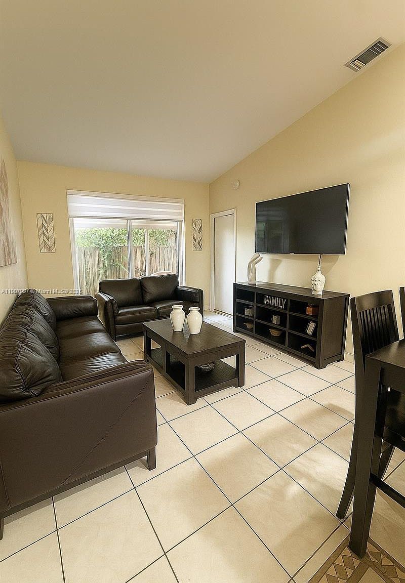 6700 NW 190th St Hialeah, FL 33015 | New build