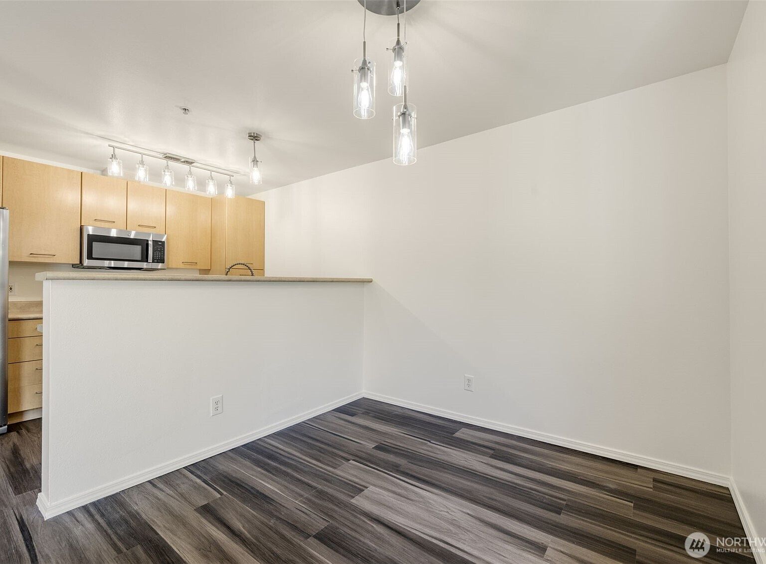 710 240th Way SE UNIT J302 Sammamish, WA 98074  | Condominium