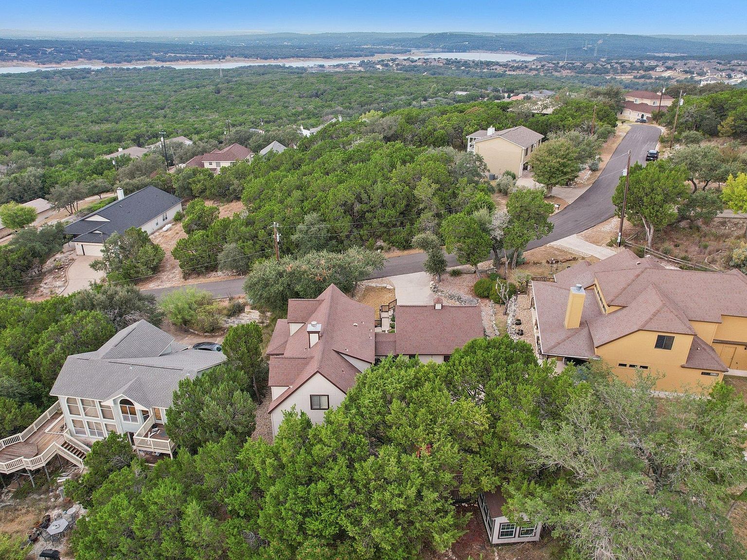 7605 Sleepy Hollow Ln Lago Vista, TX 78645  | Single Family