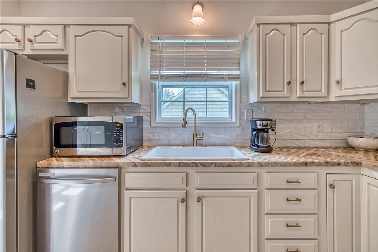 570 Clark Cir Bowling Green, KY 42103  | Single Family