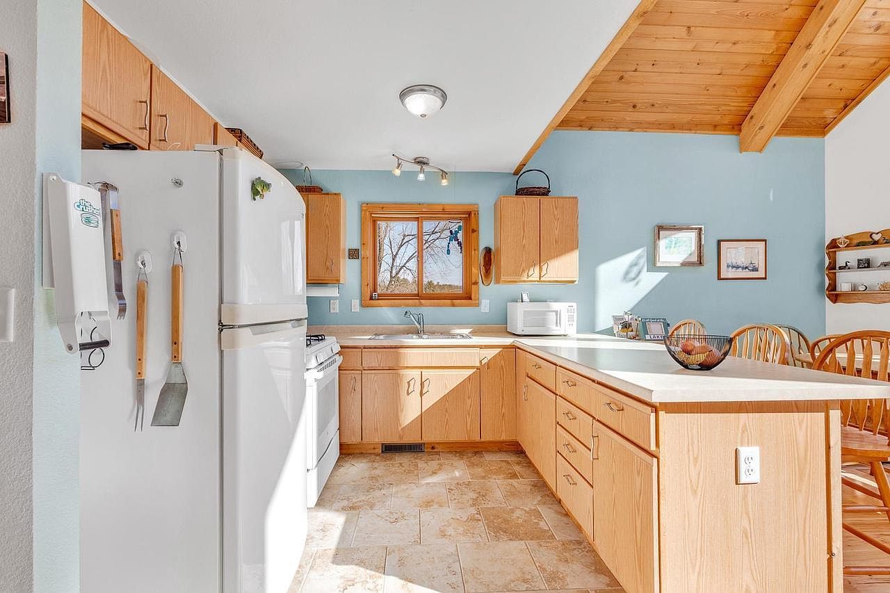 3130 County Road G Oxford, WI 53952  | Single Family