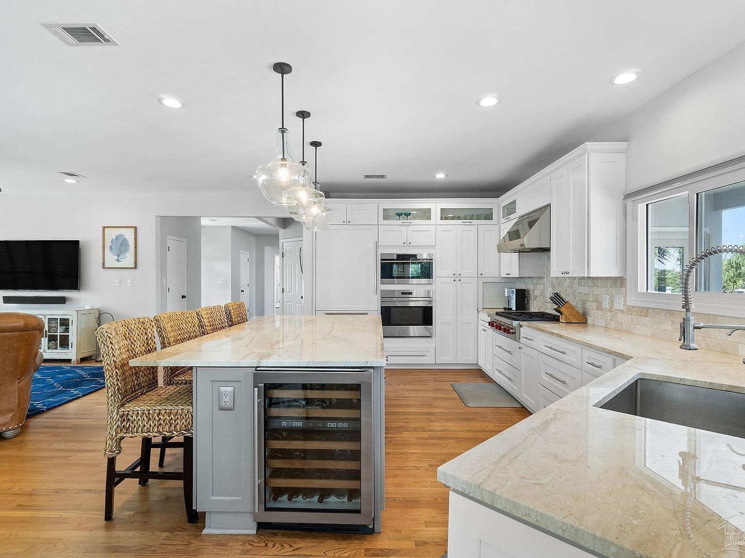 25 Calle Hermosa Pensacola Beach, FL 32561 | Single Family