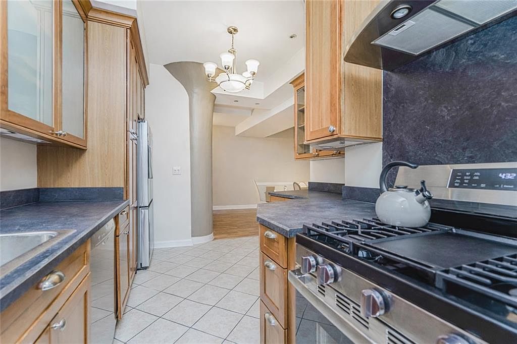 80 Bay Street Lndg APT 6L Staten Island, NY 10301  | Condominium