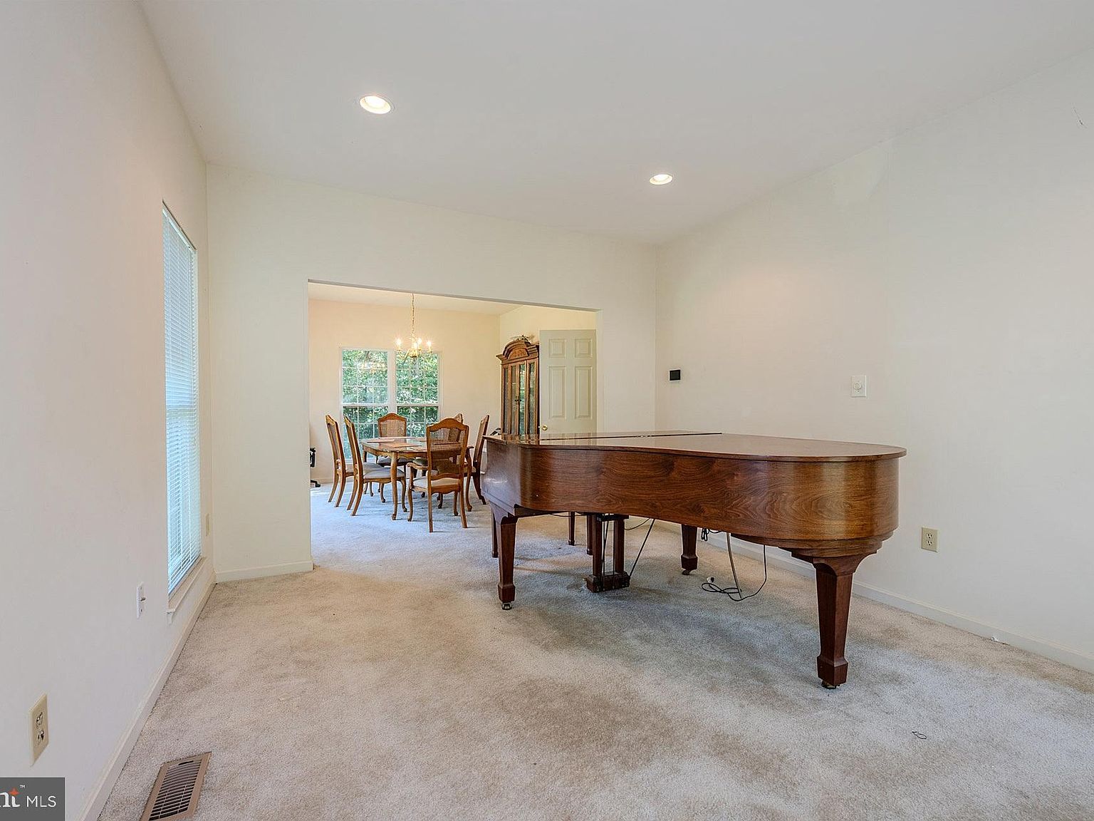 21 Kennesaw Dr Stafford, VA 22554  | Single Family